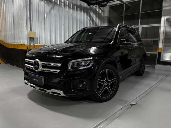 MERCEDES-BENZ-GLB 200-2020