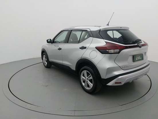 NISSAN-KICKS-2023