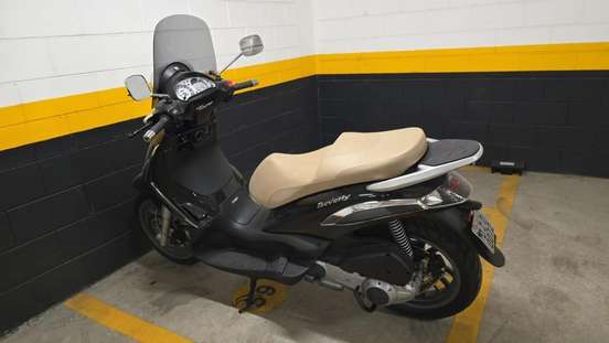 PIAGGIO-BEVERLY 300 PIAGGIO-BEVERLY 300-2010