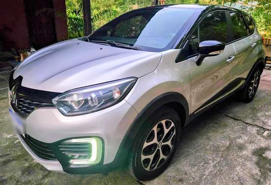 RENAULT-CAPTUR-2019