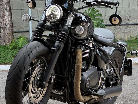 TRIUMPH-BONNEVILLE BOBBER 1200 TRIUMPH-BONNEVILLE BOBBER 1200-2019