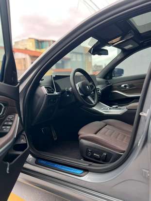 BMW-320i-2024