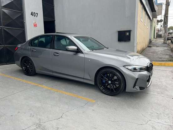 BMW-320i-2024