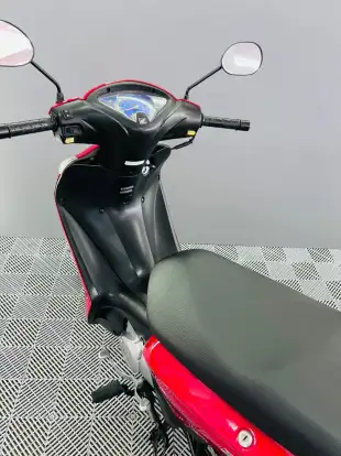 HONDA-BIZ 125 ES-2011