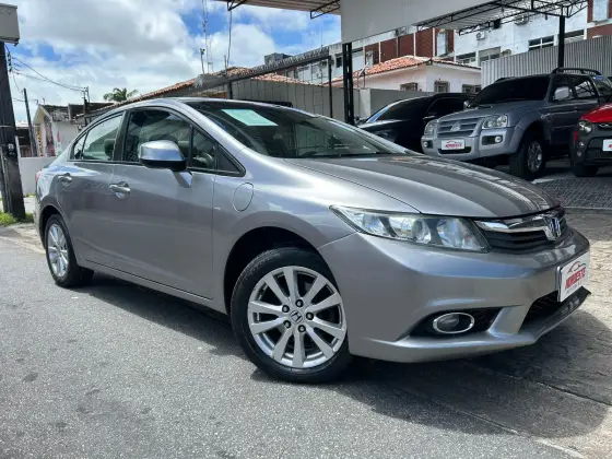 HONDA CIVIC 1.8 LXS 16V FLEX 4P AUTOMÁTICO