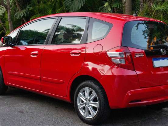 HONDA-FIT-1.4 LX 16V FLEX 4P MANUAL HONDA-FIT-2013