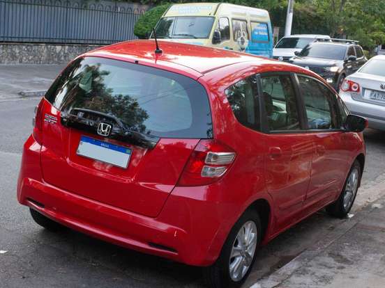 HONDA-FIT-1.4 LX 16V FLEX 4P MANUAL HONDA-FIT-2013