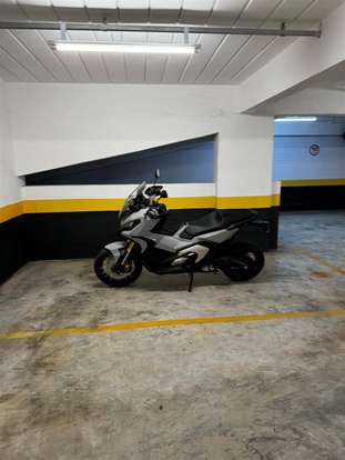 HONDA-X-ADV-2023