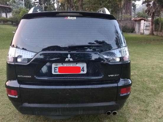 MITSUBISHI-OUTLANDER-3.0 GT 4X4 V6 24V GASOLINA 4P AUTOMÁTICO MITSUBISHI-OUTLANDER-2010