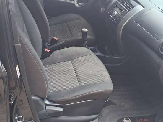NISSAN-LIVINA-1.6 16V FLEX 4P MANUAL NISSAN-LIVINA-2012