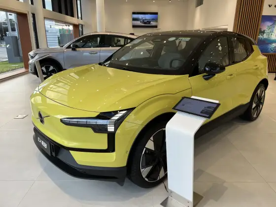 VOLVO EX30 69 KW ELÉTRICO ULTRA VOLVO EX30 69 KW ELÉTRICO ULTRA