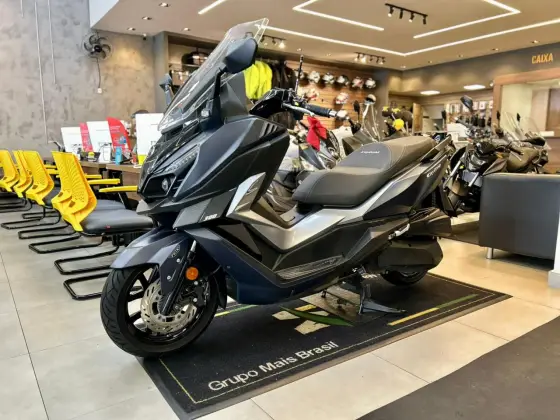 DAFRA CRUISYM 300 