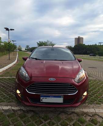 FORD-FIESTA-2014