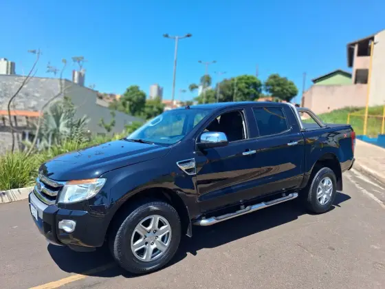 FORD RANGER 3.2 XLT 4X4 CD 20V DIESEL 4P AUTOMÁTICO FORD RANGER 3.2 XLT 4X4 CD 20V DIESEL 4P AUTOMÁTICO