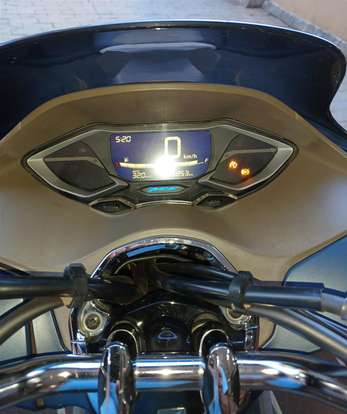HONDA-PCX 160 DLX-2023