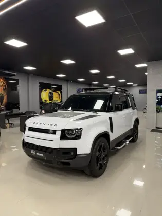 LAND ROVER DEFENDER 2.0 P300 GASOLINA 110 SE AWD AUTOMÁTICO