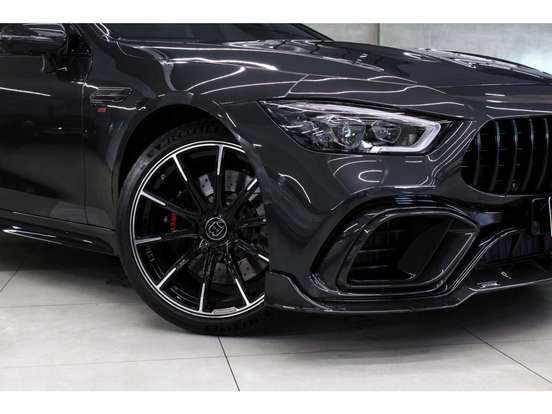 MERCEDES-BENZ-AMG GT 63-2021