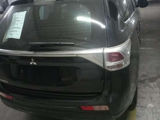 MITSUBISHI-OUTLANDER-2.0 16V GASOLINA 4P AUTOMÁTICO MITSUBISHI-OUTLANDER-2015