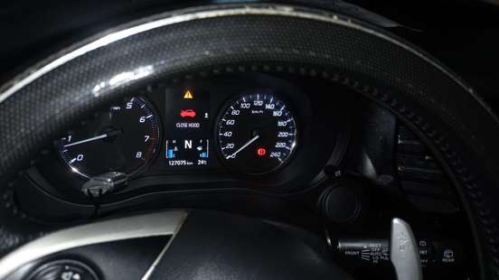 MITSUBISHI-OUTLANDER-2015