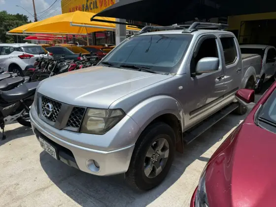 NISSAN FRONTIER 2.5 LE 4X4 CD TURBO ELETRONIC DIESEL 4P AUTOMÁTICO