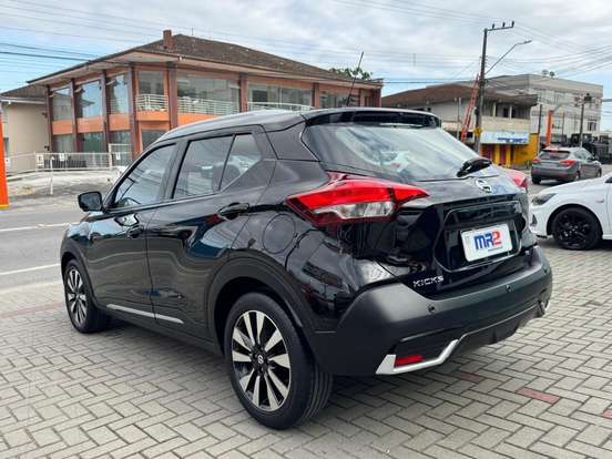 NISSAN-KICKS-2016