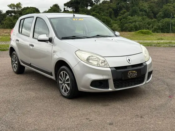 RENAULT SANDERO 1.0 EXPRESSION 16V FLEX 4P MANUAL RENAULT SANDERO 1.0 EXPRESSION 16V FLEX 4P MANUAL