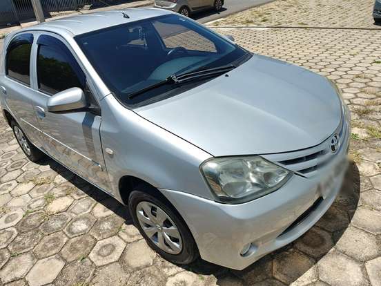 TOYOTA-ETIOS-1.3 X 16V FLEX 4P MANUAL TOYOTA-ETIOS-2015