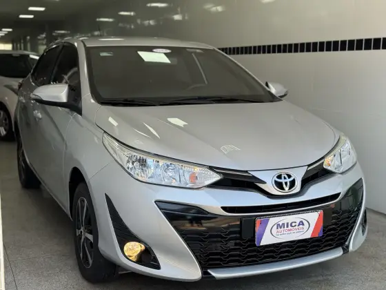 TOYOTA YARIS 1.5 16V FLEX XS MULTIDRIVE TOYOTA YARIS 1.5 16V FLEX XS MULTIDRIVE