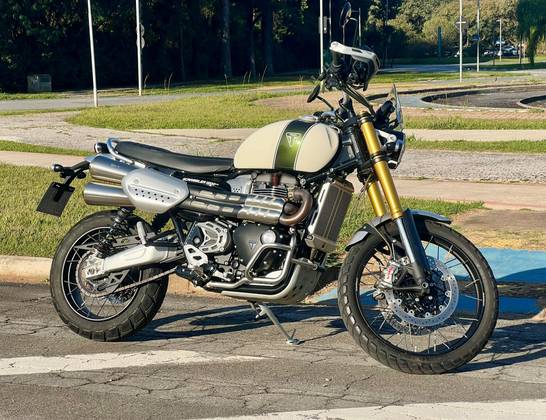 TRIUMPH BONNEVILLE SCRAMBLER 1200 XE 