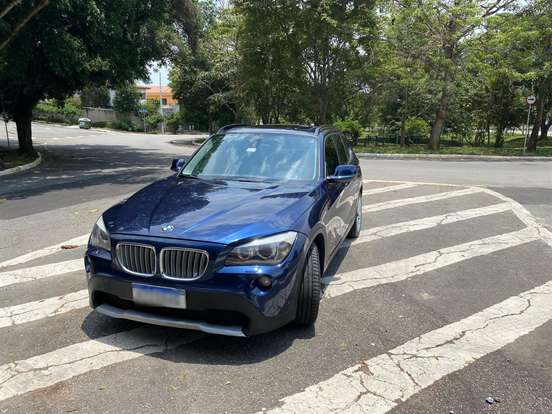 BMW-X1-2010