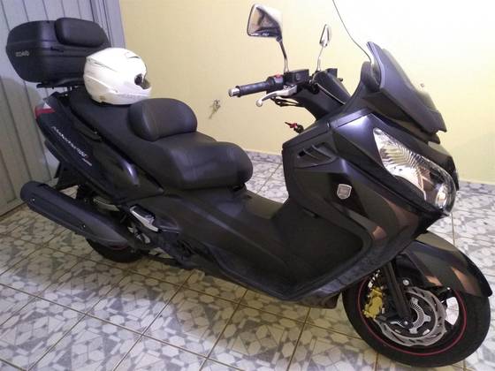 DAFRA MAXSYM 400i 