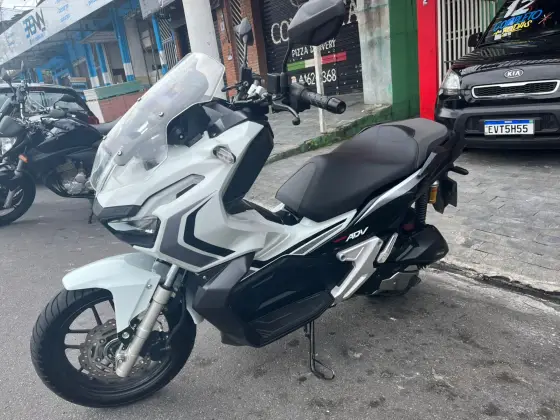 HONDA ADV 