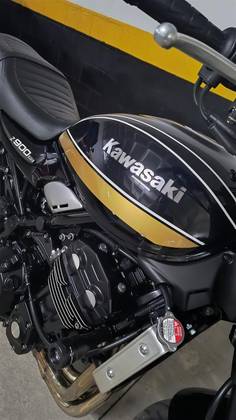 KAWASAKI Z900RS 