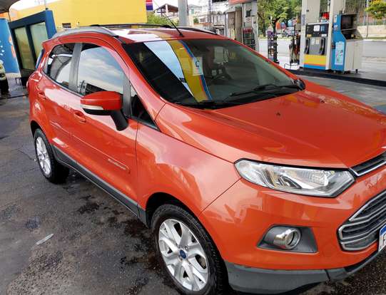 FORD-ECOSPORT-2012