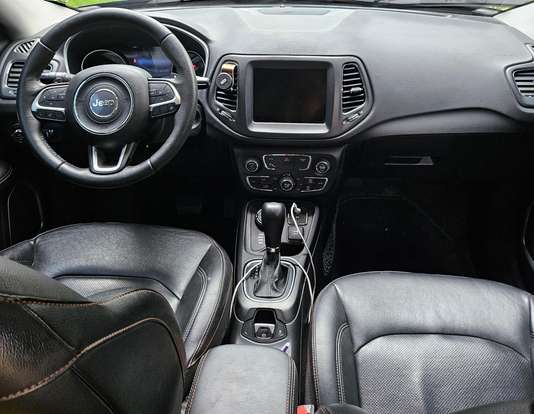 JEEP-COMPASS-2021