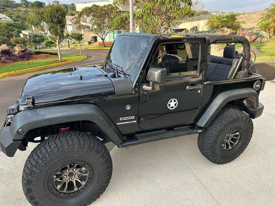JEEP-WRANGLER-2012