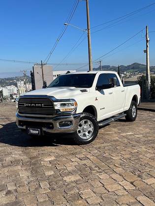 RAM 2500 6.7 I6 TURBO DIESEL LARAMIE CD 4X4 AUTOMÁTICO