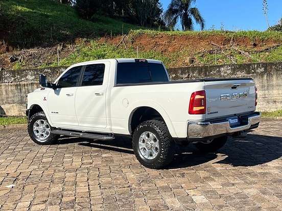 RAM-2500-6.7 I6 TURBO DIESEL LARAMIE CD 4X4 AUTOMÁTICO RAM-2500-2022