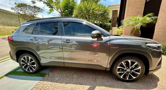 TOYOTA-COROLLA CROSS-2023