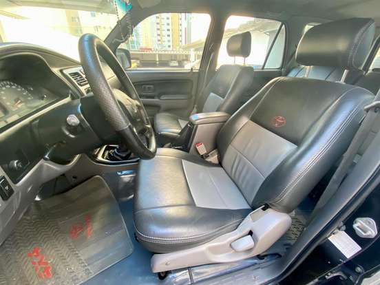 TOYOTA-HILUX SW4-3.0 4X4 8V TURBO DIESEL 4P MANUAL TOYOTA-HILUX SW4-2001