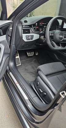 AUDI-A4-2024
