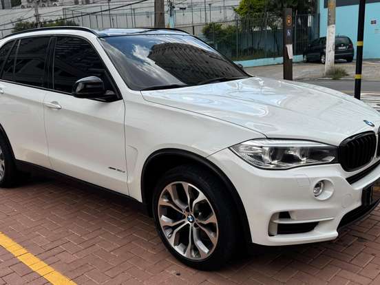 BMW-X5-3.0 4X4 30D I6 TURBO DIESEL 4P AUTOMÁTICO BMW-X5-2016