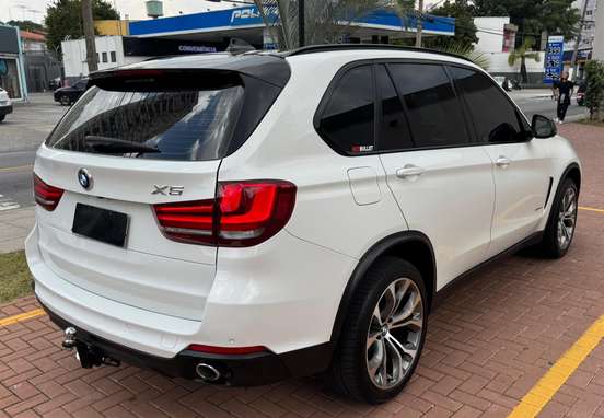 BMW-X5-2016
