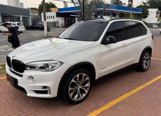 BMW-X5-2016