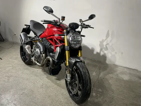 DUCATI MONSTER 1200 S 