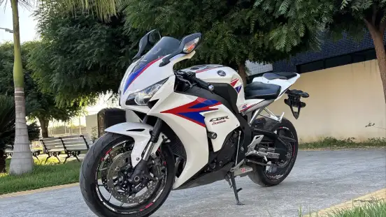 HONDA-CBR 1000RR-2012