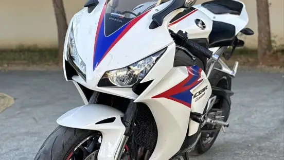 HONDA-CBR 1000RR-2012