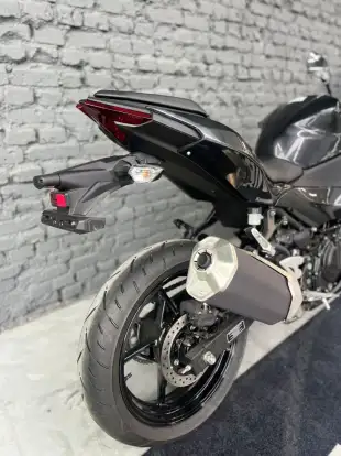 KAWASAKI-NINJA 500-2025