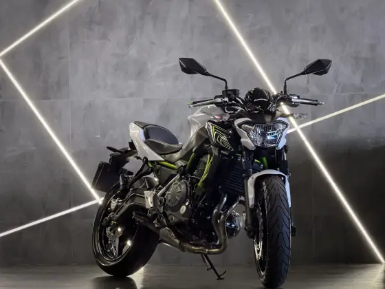 Kawasaki Z650-abs a partir de 2017: Motos usadas, seminovas e novas