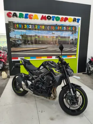 KAWASAKI Z900 KAWASAKI Z900